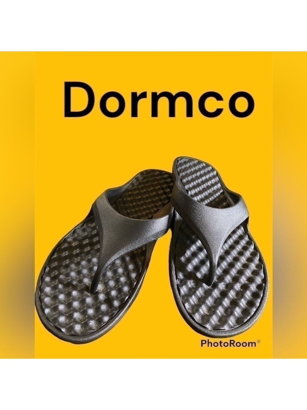 DORMCO black non-slip rubber shower sandals.  Size medium women’s 7/8. EUC!